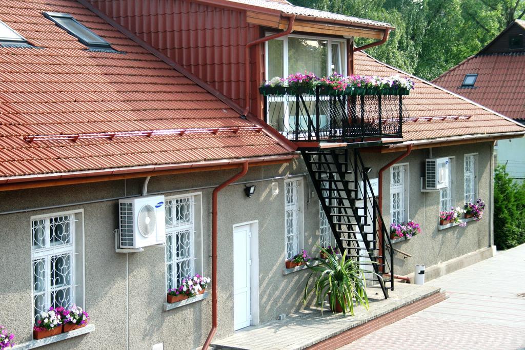 Klaipeda Inn Private Parking And Kitchen Екстер'єр фото