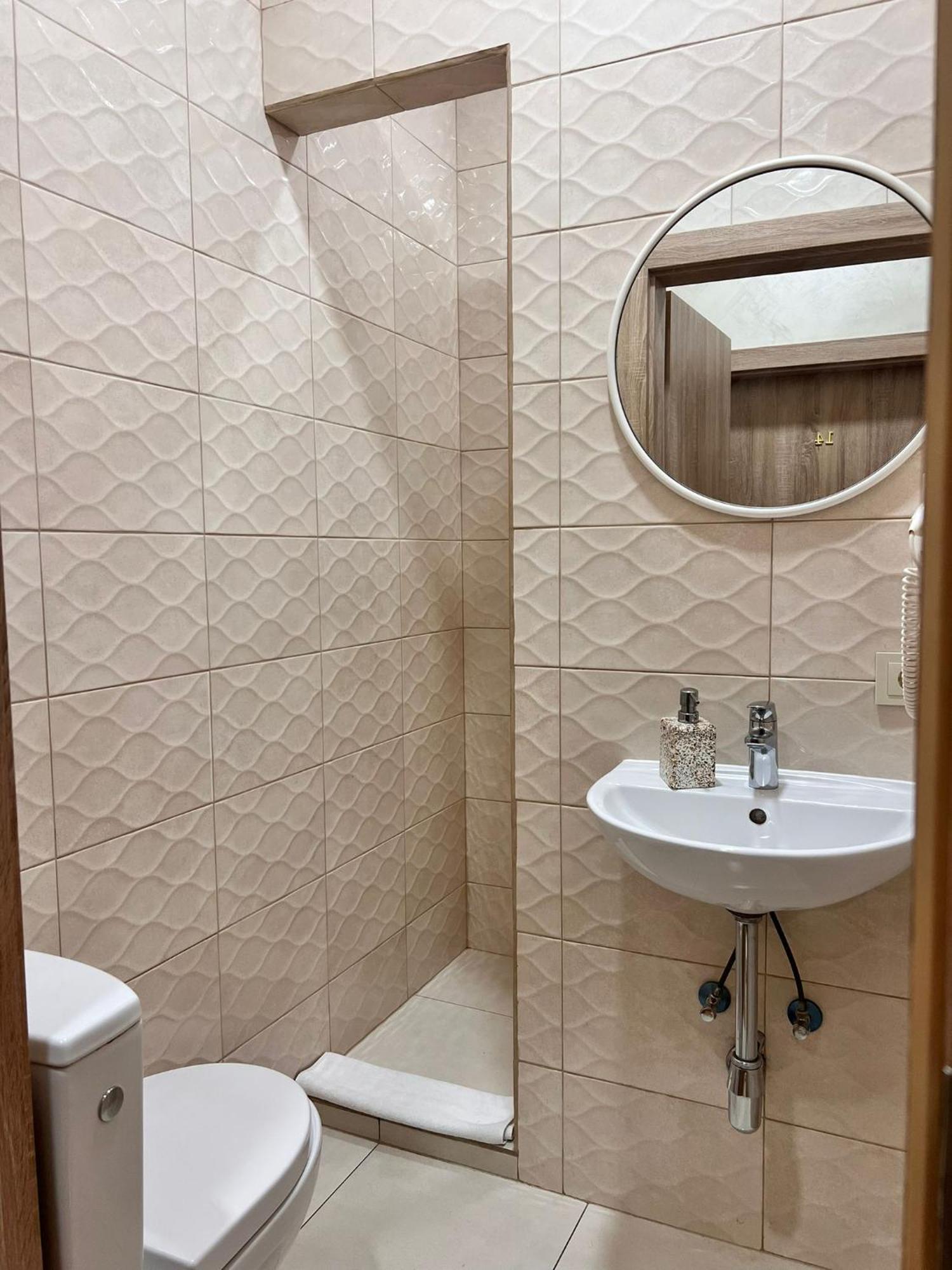 Klaipeda Inn Private Parking And Kitchen Екстер'єр фото