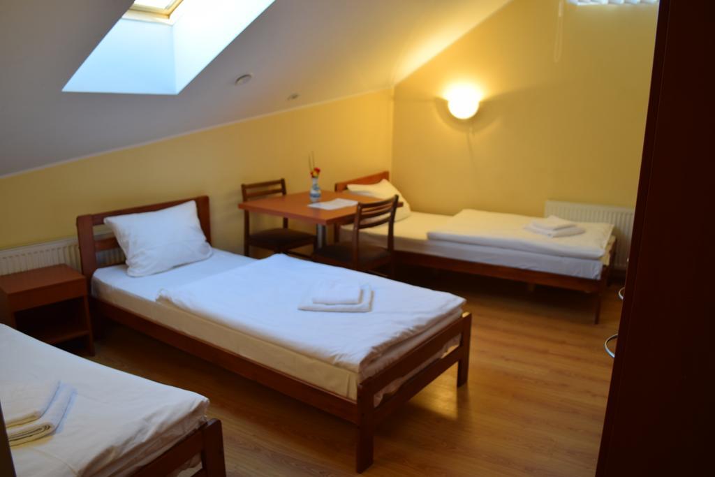 Klaipeda Inn Private Parking And Kitchen Екстер'єр фото